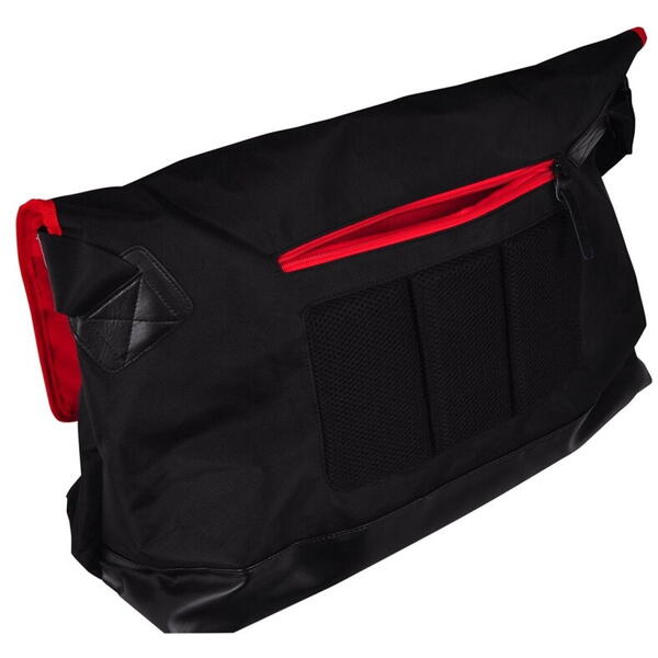 Thermaltake Geanta gaming Tt eSPORTS CHAO