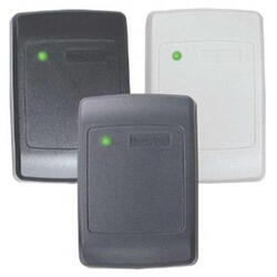 OmniProx 2.0 rectangular proximity reader, Switch plate size ,single-gangelectrical box, Read Range: 5.7 cm, 5 minutes beforestart, 3bezelspigtail, hold wire included (to use with NetAXS-123in/outfunctionality)