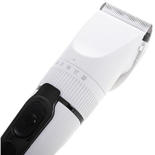 ADLER Aparat de tuns Hair clipper LED, USB C, afisaj LED, alb