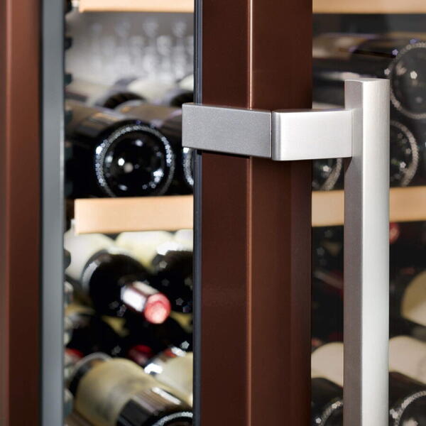 Vitrina pentru vin Liebherr WKt 4552, 435 L, clasa F, Maro