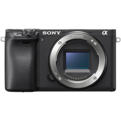 Sony Alpha 6400 cu Obiectiv 16-50mm